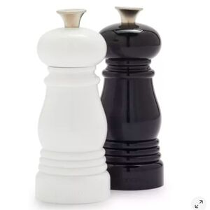 LE CREUSET Petite Salt & Pepper Mill Set, Color Black & White, Retail $7…